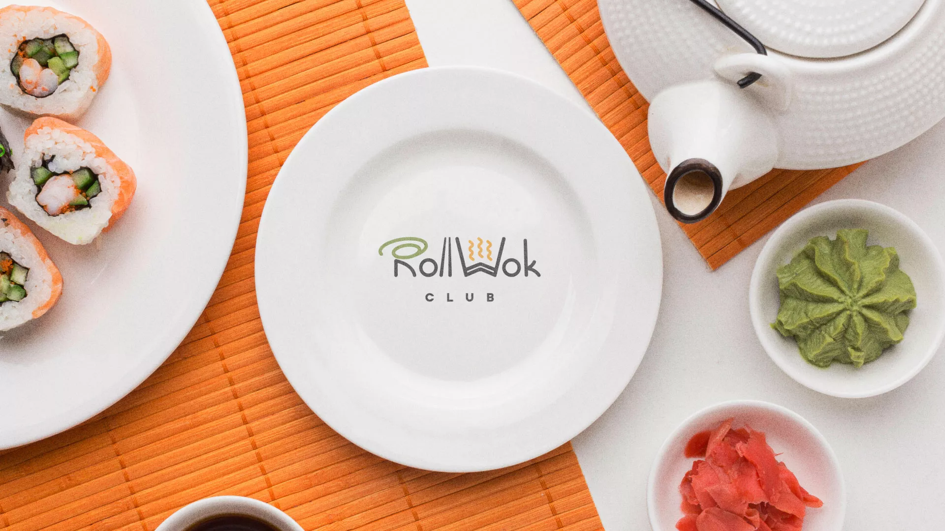 Разработка логотипа и фирменного стиля суши-бара «Roll Wok Club» в Златоусте